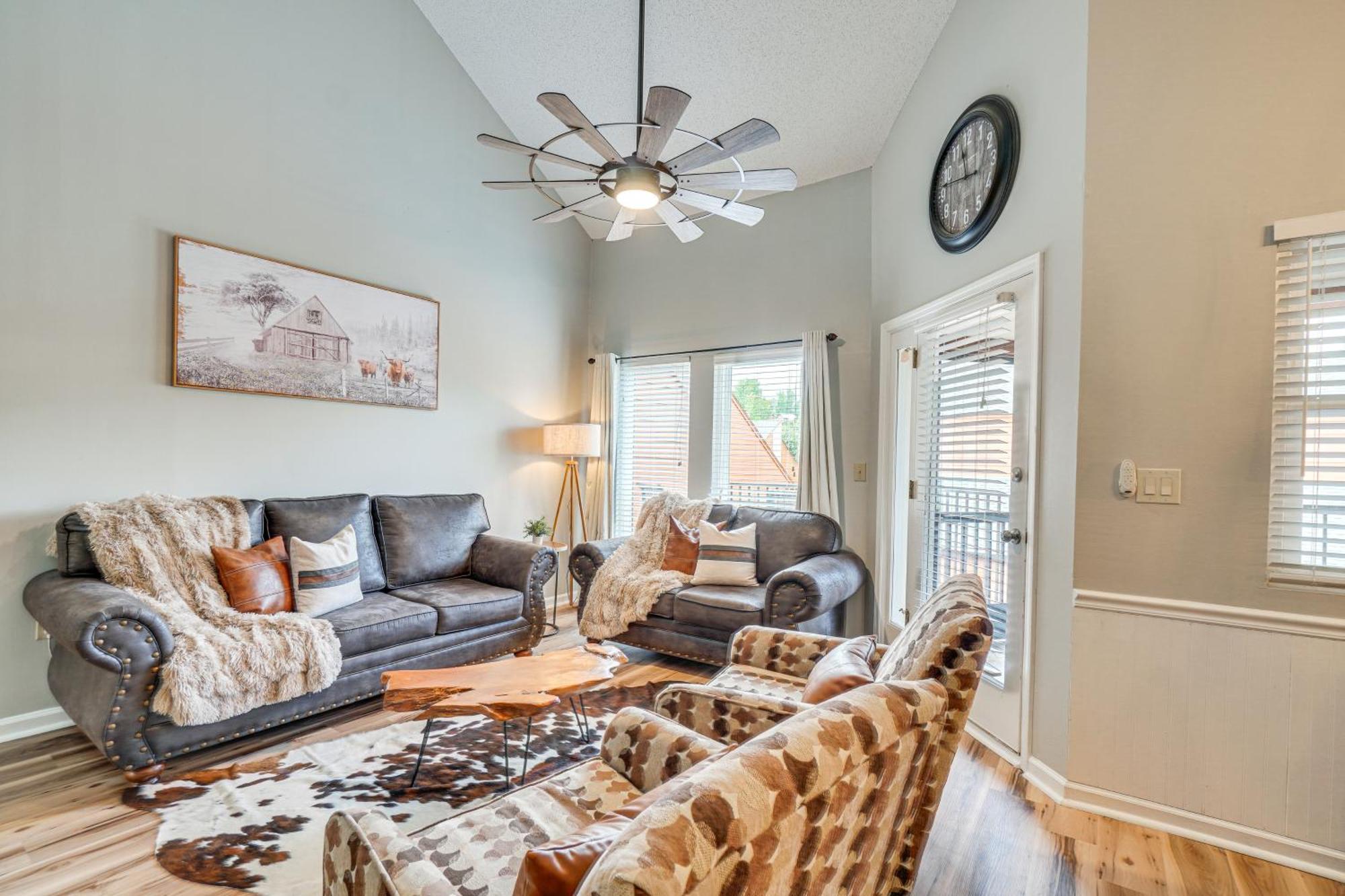 Downtown Gatlinburg Condo With Mountain-View Balcony Buitenkant foto