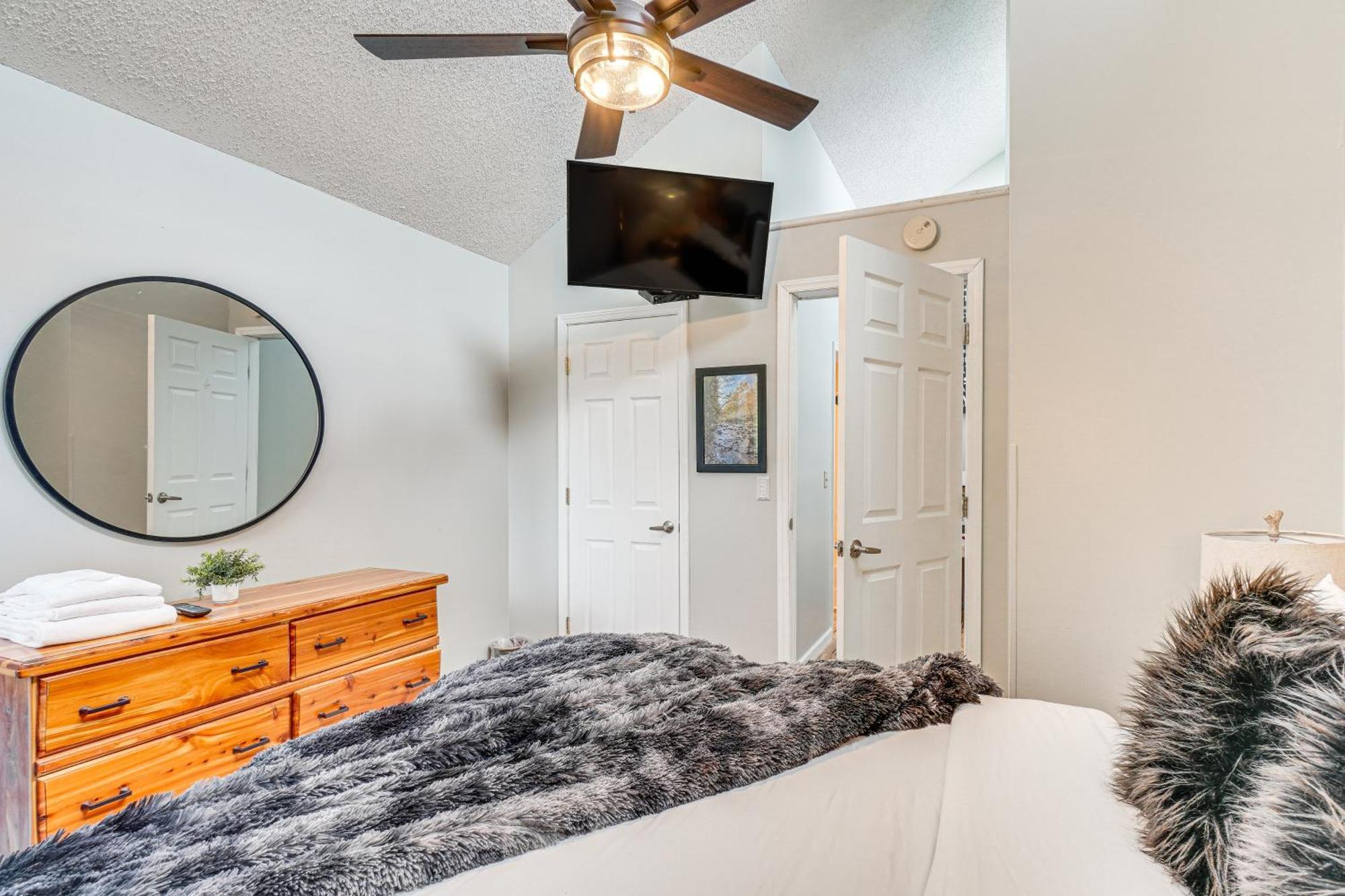 Downtown Gatlinburg Condo With Mountain-View Balcony Buitenkant foto