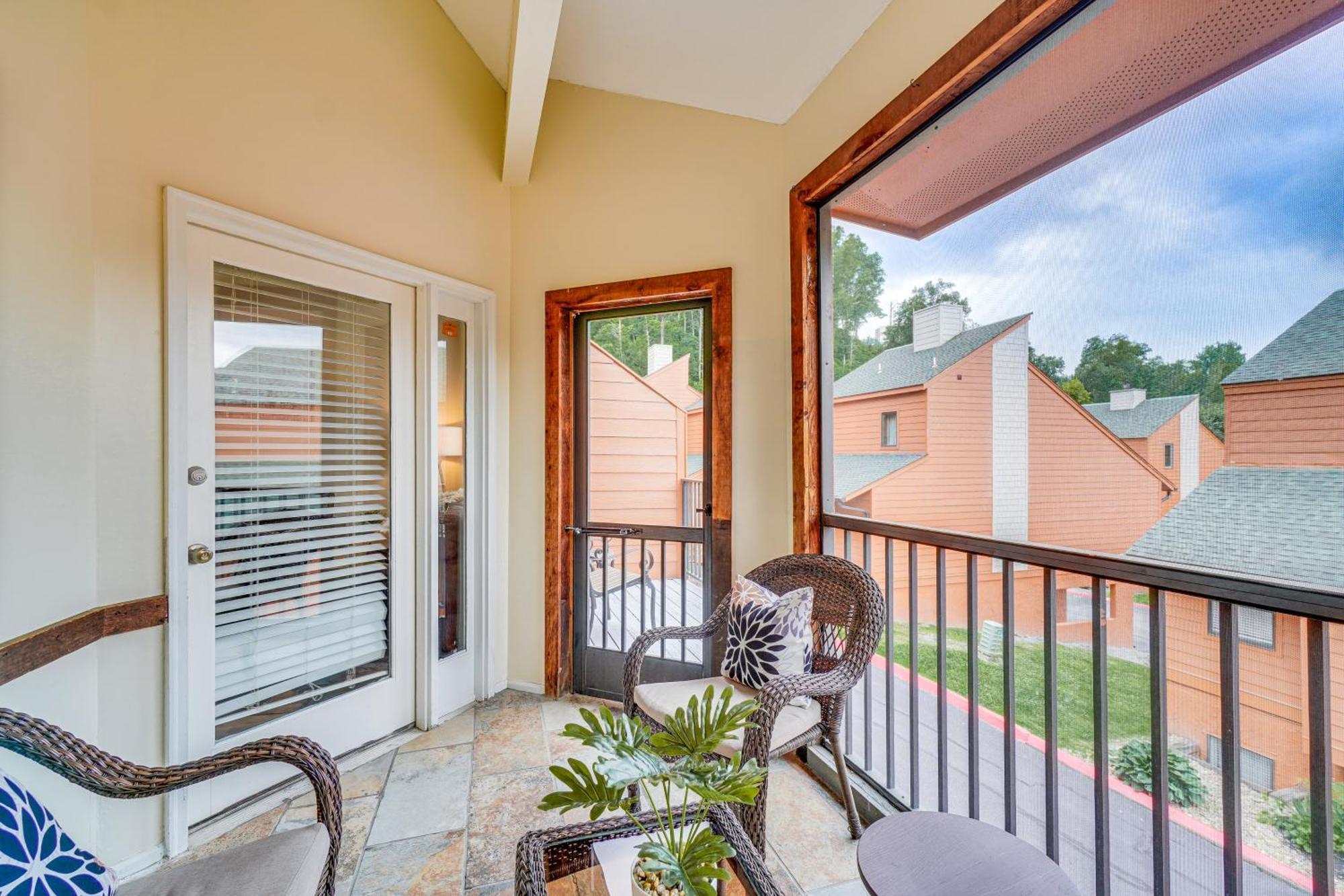 Downtown Gatlinburg Condo With Mountain-View Balcony Buitenkant foto